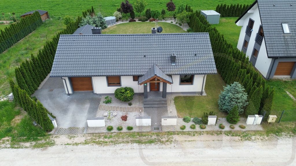 dom wolnostojący, 3 pokoje Nowe Borówko. Zdjęcie 2