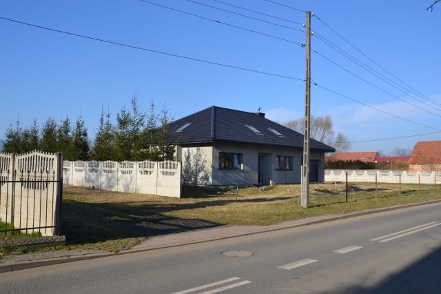 dom wolnostojący Dzierżoniów, ul. Brzegowa. Zdjęcie 2