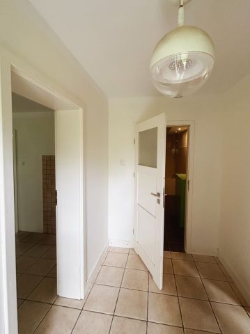 dom wolnostojący, 3 pokoje Bukowska Wola. Zdjęcie 14