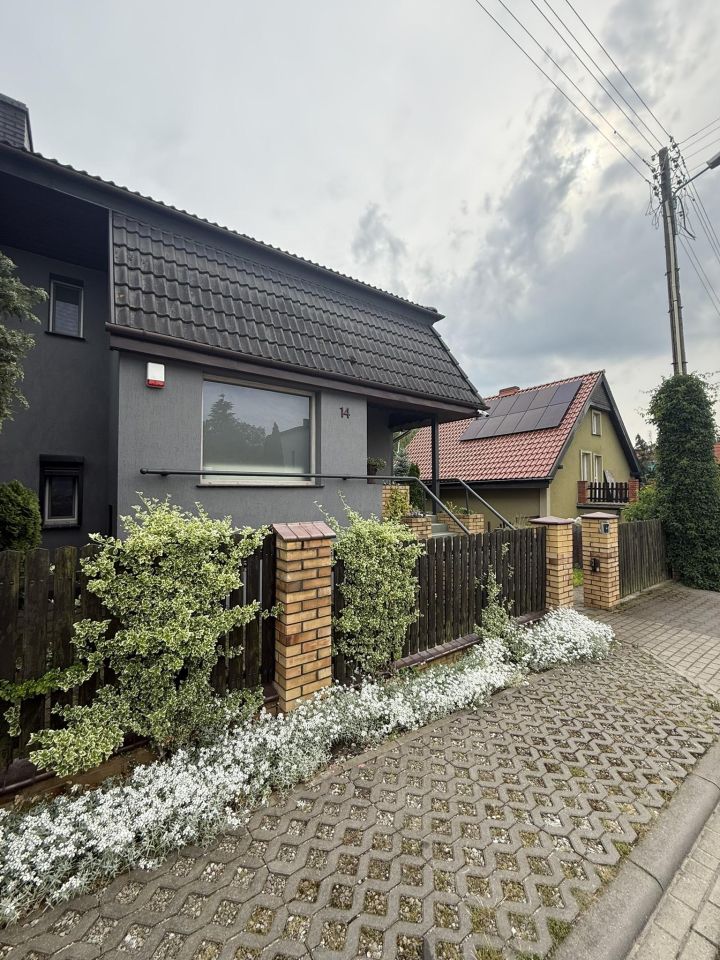 dom wolnostojący, 6 pokoi Bogucin, ul. Jaśminowa. Zdjęcie 12