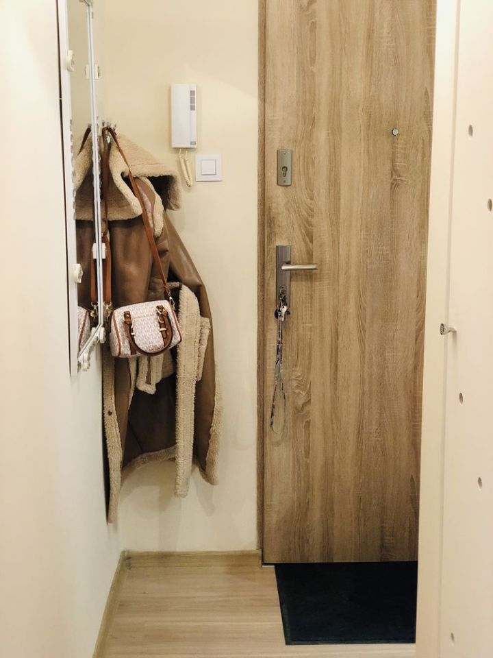 Mieszkanie 1-pokojowe Jelenia Góra Zabobrze, ul. Ludomira Różyckiego. Zdjęcie 2