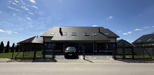 bliźniak, 5 pokoi Wilkszyn, ul. Miłoszyn. Zdjęcie 1