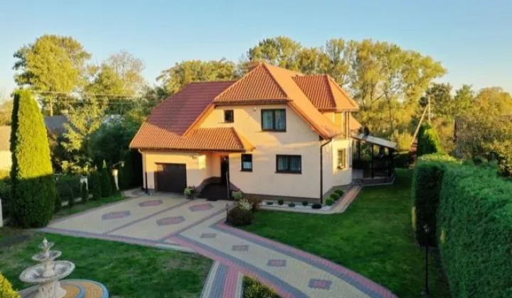 dom wolnostojący, 7 pokoi Oleśniki, Oleśniki