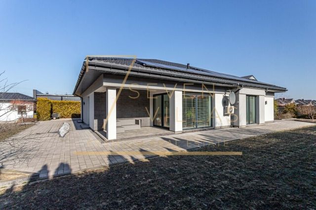 dom wolnostojący, 4 pokoje Lesznowola. Zdjęcie 1