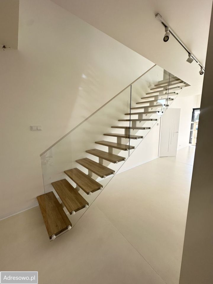 dom wolnostojący, 6 pokoi Nowe Lipiny. Zdjęcie 12