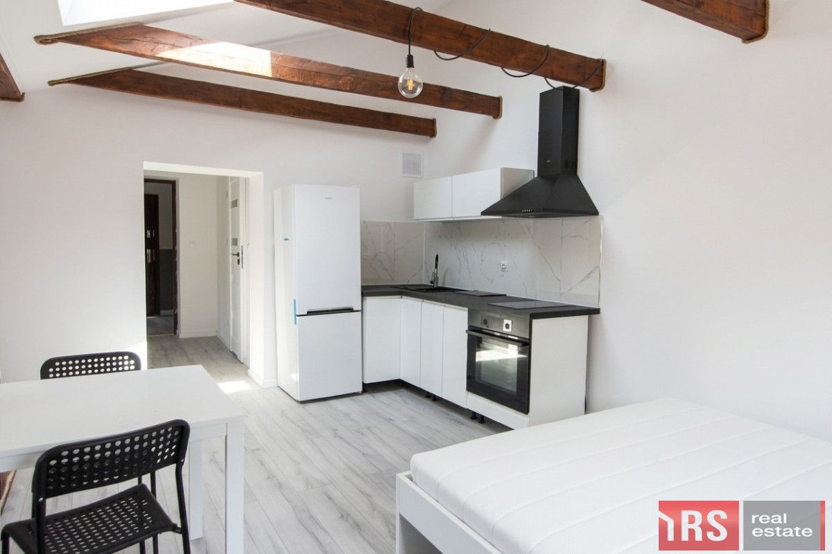 kamienica, 9 pokoi Świętochłowice, ul. Szkolna. Zdjęcie 19