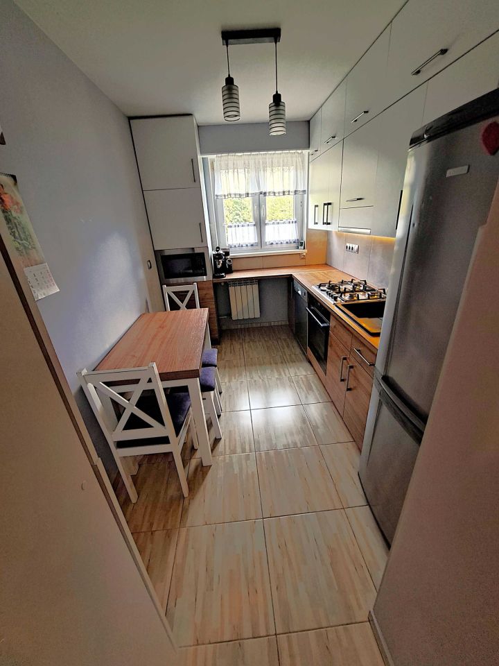 Mieszkanie 3-pokojowe Ustrzyki Dolne, ul. Witolda Gombrowicza. Zdjęcie 3