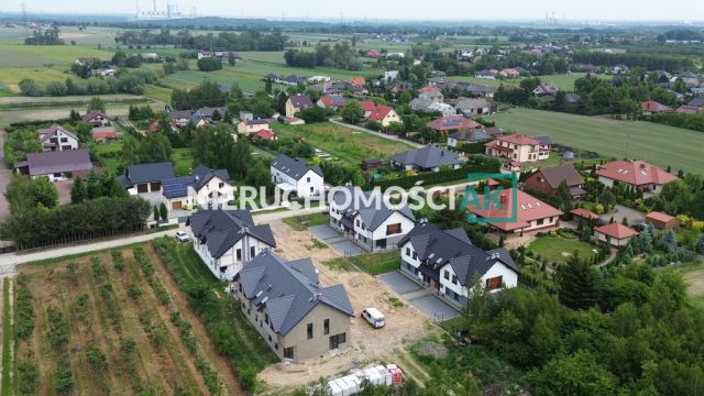 bliźniak, 4 pokoje Konin. Zdjęcie 22