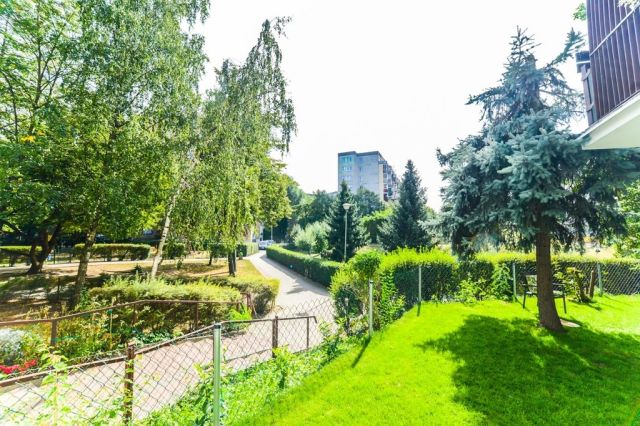 Mieszkanie 3-pokojowe Warszawa Gocław, ul. Orlego Lotu. Zdjęcie 18