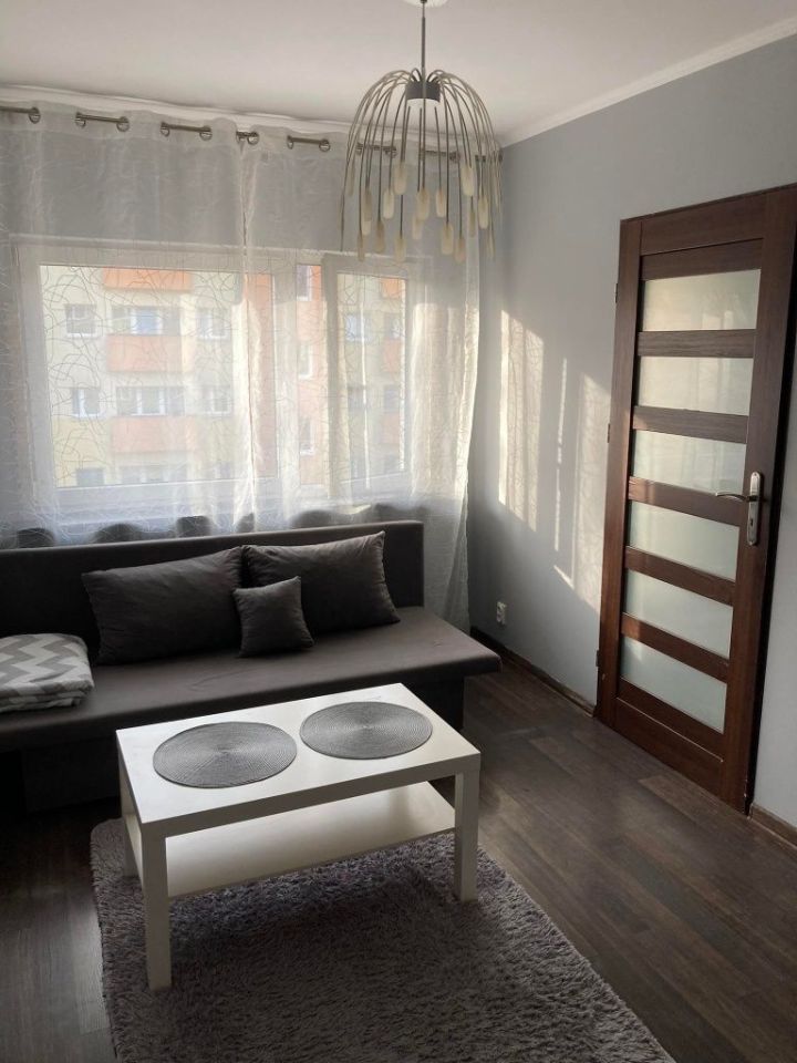 Mieszkanie 2-pokojowe Łódź Górna, ul. Ciasna. Zdjęcie 1