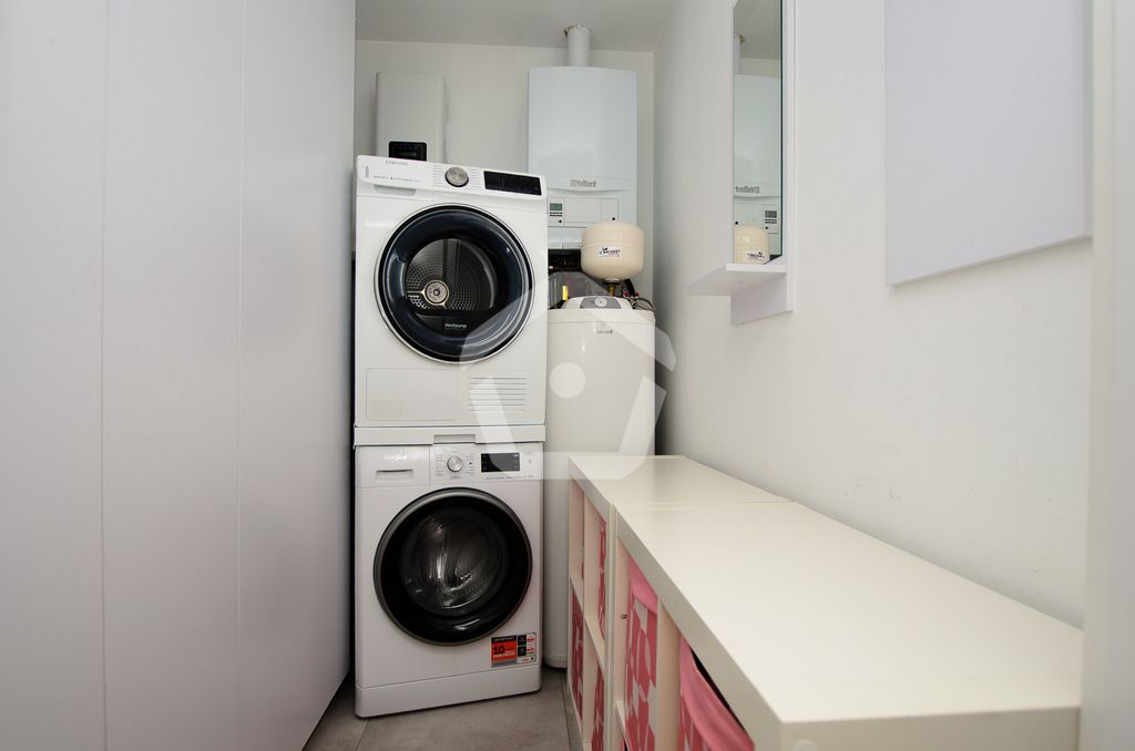 dom wolnostojący, 4 pokoje Strażów. Zdjęcie 11