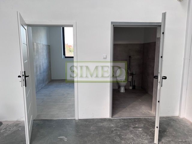 Lokal Dębe Wielkie. Zdjęcie 11