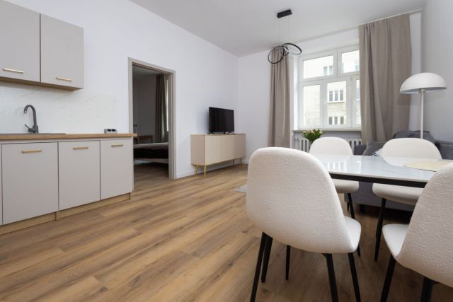 Mieszkanie 2-pokojowe Gdynia Śródmieście, ul. Jana Kilińskiego. Zdjęcie 3