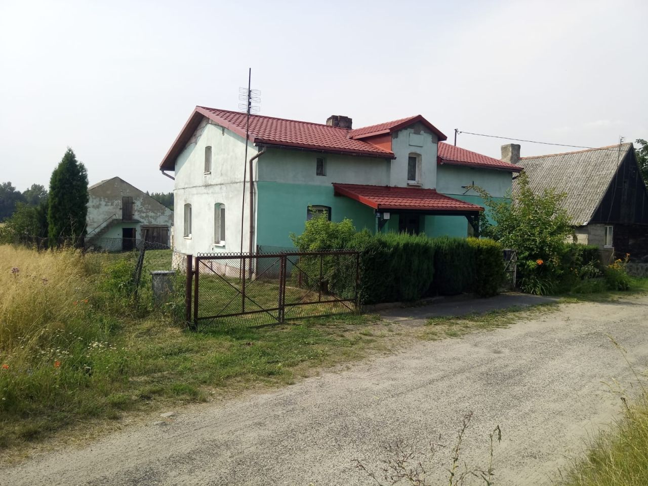 dom wolnostojący, 4 pokoje Łąsko Wielkie