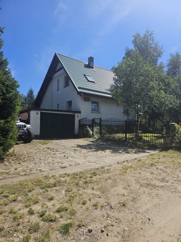 dom wolnostojący Borek Kamienny. Zdjęcie 1