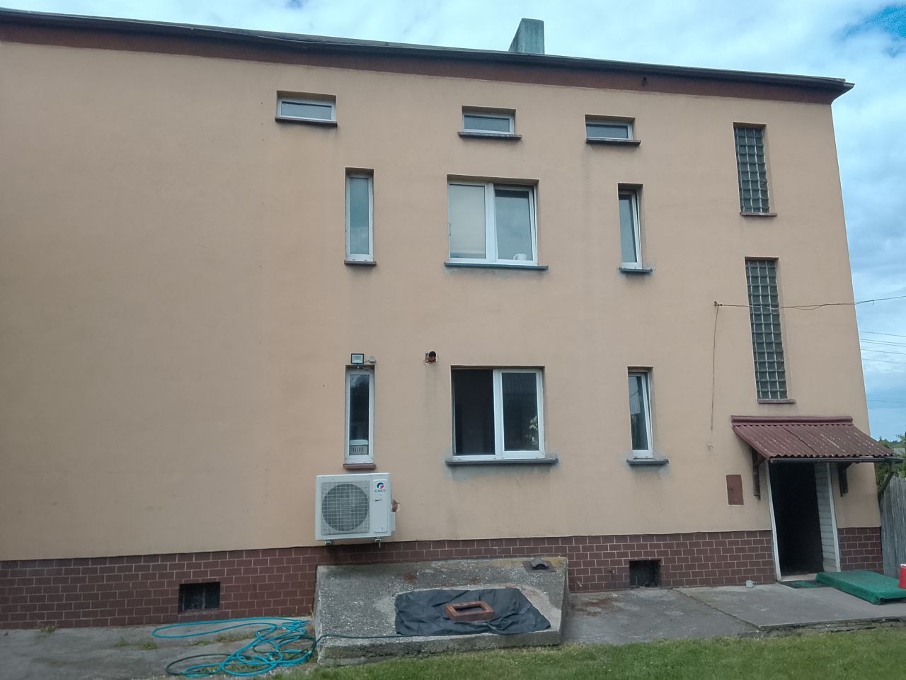 dom wolnostojący, 7 pokoi Gaszowice, ul. Stawowa. Zdjęcie 1