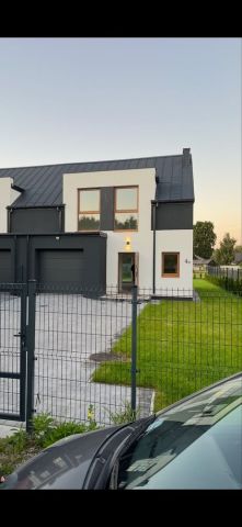 bliźniak Jaroszowa Wola. Zdjęcie 1