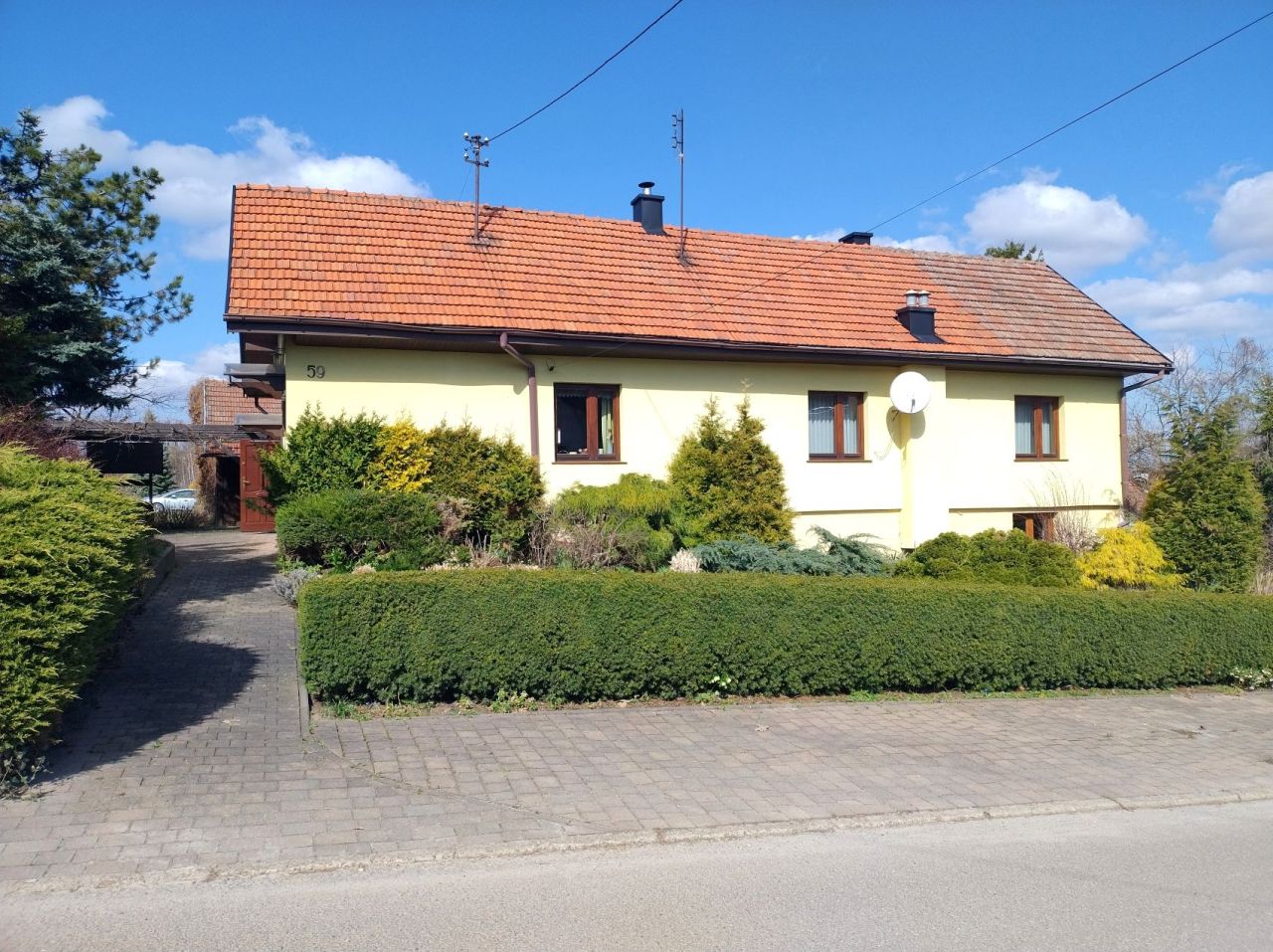 dom wolnostojący, 3 pokoje Bochnia Kolanów, ul. Kolanowska. Zdjęcie 1