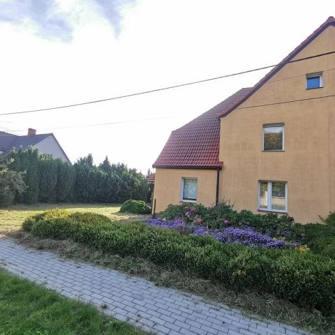 bliźniak, 4 pokoje Scholastykowo. Zdjęcie 2