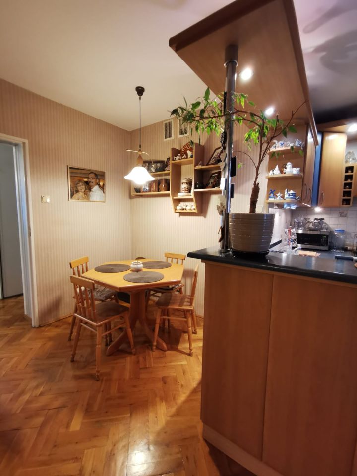 Nieruchomość komercyjna Kraków Mistrzejowice, os. Złotego Wieku. Zdjęcie 5