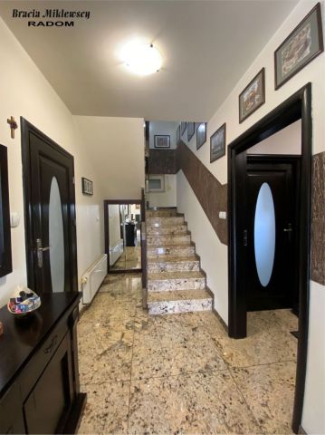 dom wolnostojący, 5 pokoi Młodocin Mniejszy. Zdjęcie 10