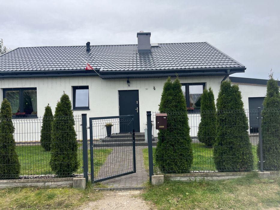 dom wolnostojący, 3 pokoje Osiek nad Wisłą. Zdjęcie 1