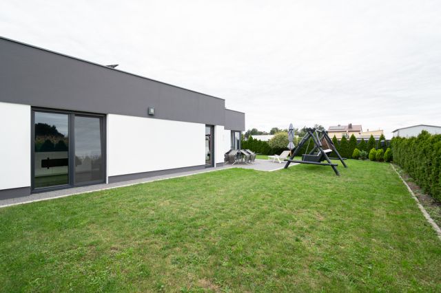 dom wolnostojący, 4 pokoje Jedlec. Zdjęcie 13