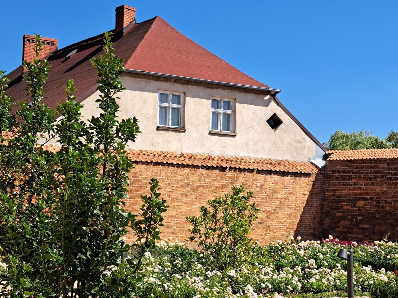 dom wolnostojący, 9 pokoi Lubawa, ul. Jagiellońska. Zdjęcie 3