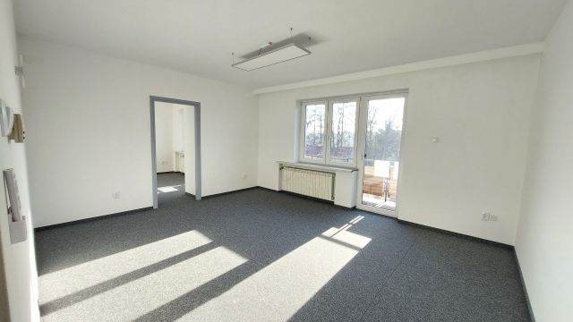 Mieszkanie 5-pokojowe Kraków Bieżanów, ul. ks. Prałata Mariana Łaczka. Zdjęcie 1