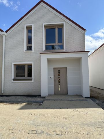 bliźniak, 4 pokoje Jabłonna, ul. Piaskowa. Zdjęcie 1