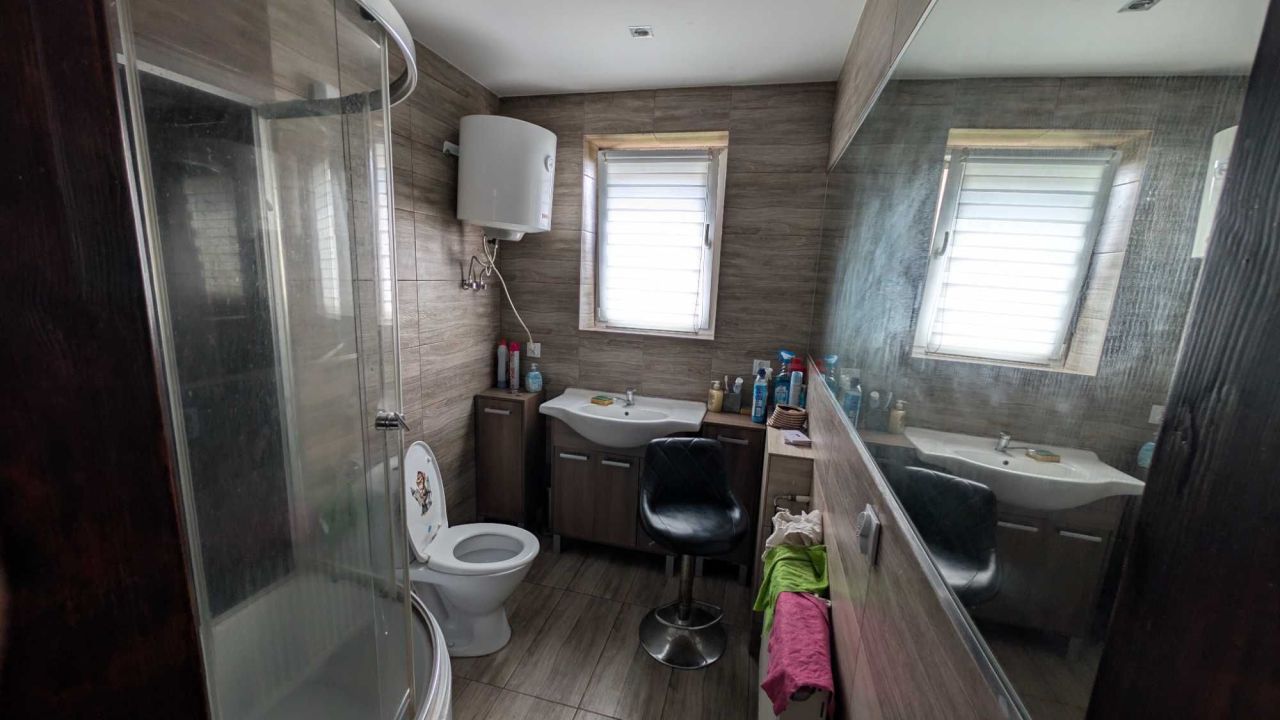 dom wolnostojący, 8 pokoi Ustroń Centrum, ul. Miedziana. Zdjęcie 6