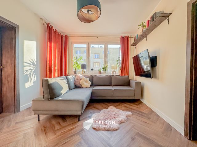 Mieszkanie 4-pokojowe Poznań Grunwald, ul. Cześnikowska. Zdjęcie 1