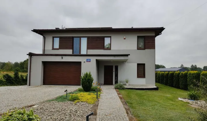 dom wolnostojący, 5 pokoi Łazy