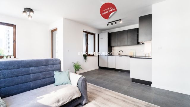 Mieszkanie 2-pokojowe Kraków Mistrzejowice, os. Bohaterów Września. Zdjęcie 1