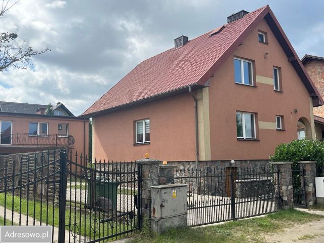 dom wolnostojący, 5 pokoi Bolszewo, ul. Kalinowa. Zdjęcie 1