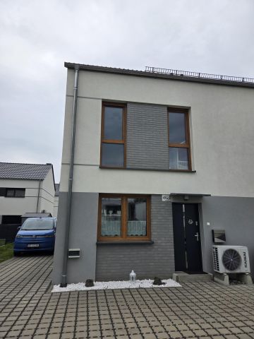 bliźniak, 4 pokoje Zawada, ul. Luboszycka. Zdjęcie 1