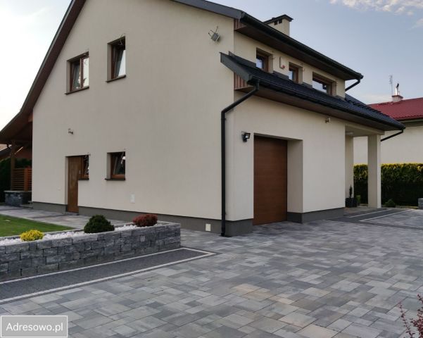 dom wolnostojący, 4 pokoje Radom, ul. Odrodzenia. Zdjęcie 1
