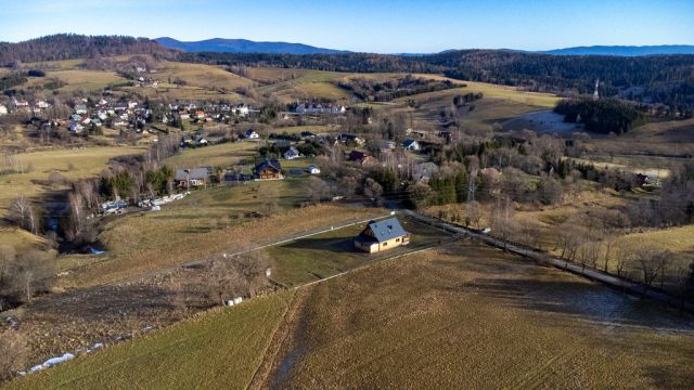 dom wolnostojący, 7 pokoi Lutowiska. Zdjęcie 17