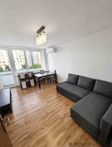 Mieszkanie 3-pokojowe Warszawa Bielany, ul. Pabla Nerudy. Zdjęcie 1