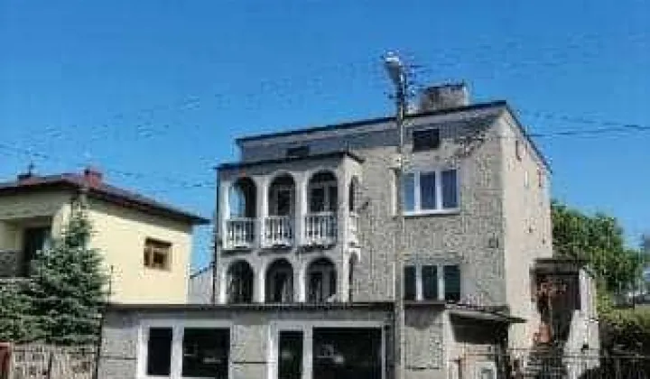 dom wolnostojący, 6 pokoi Sochaczew, ul. Targowa