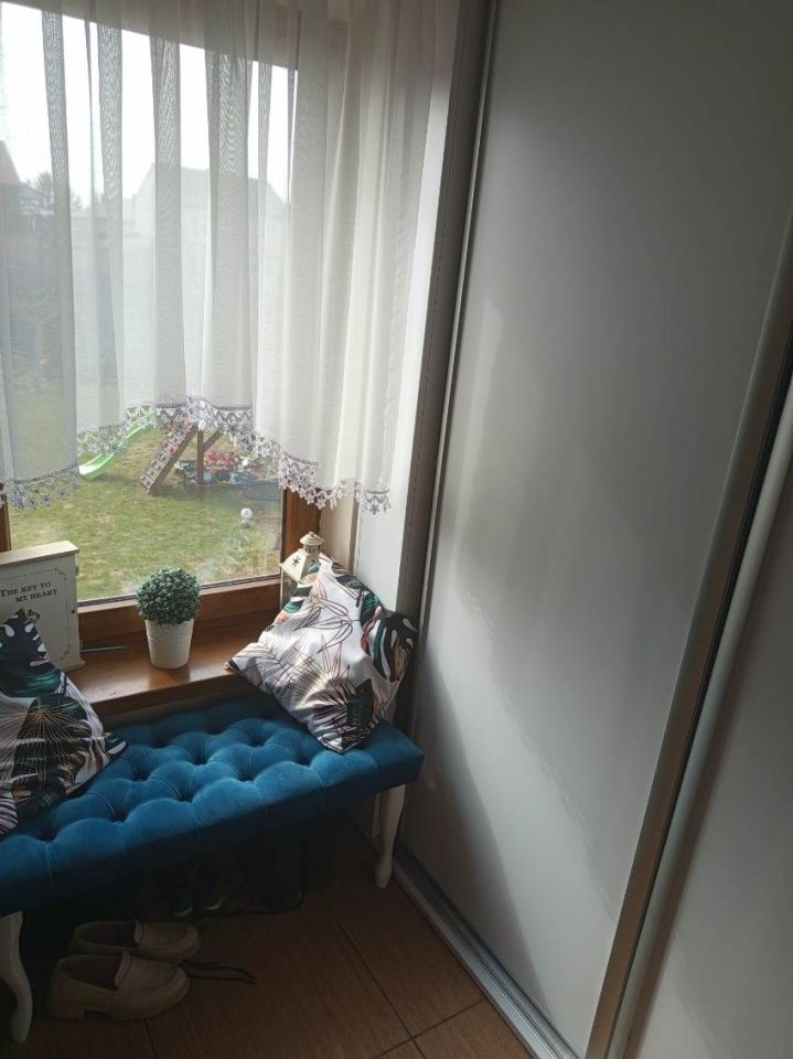 Mieszkanie 3-pokojowe Tłuchowo. Zdjęcie 3