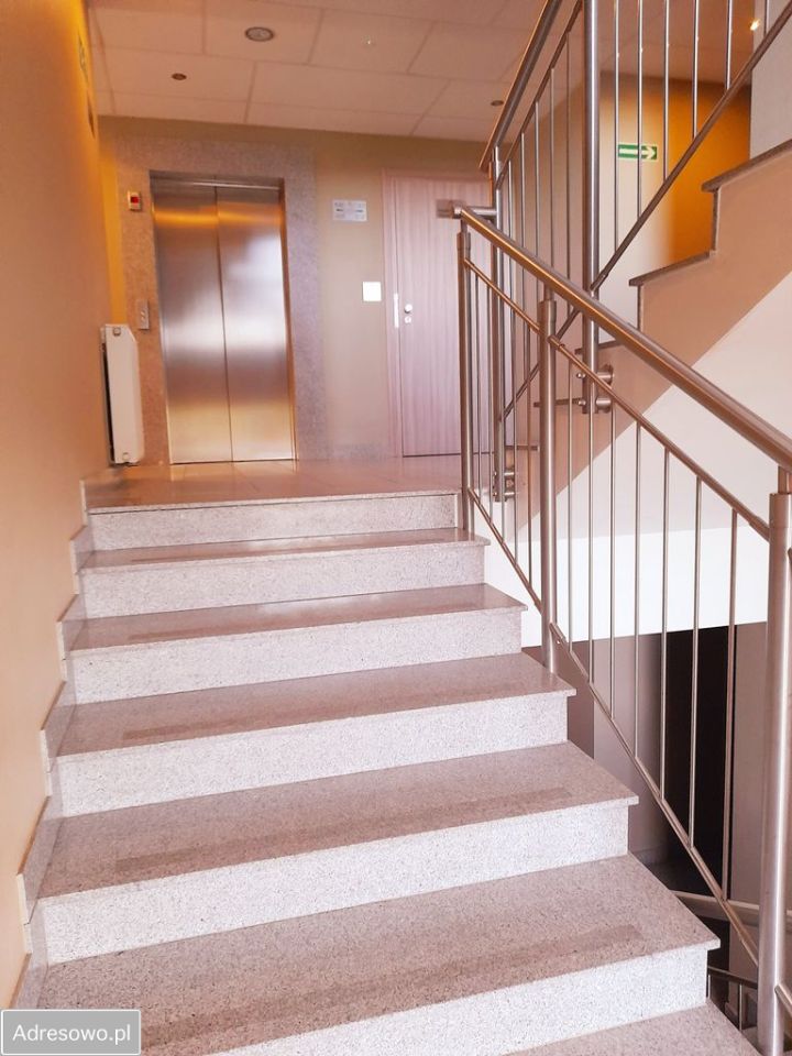 Lokal Biała Woda, ul. Na Skarpie. Zdjęcie 3