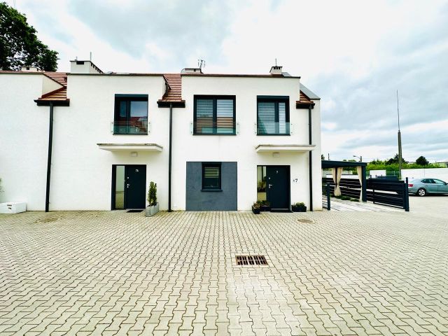 dom szeregowy, 5 pokoi Wrocław Stabłowice, ul. Jesiennicka. Zdjęcie 1