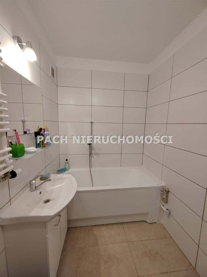 Mieszkanie 3-pokojowe Bielsko-Biała Osiedle Karpackie. Zdjęcie 6