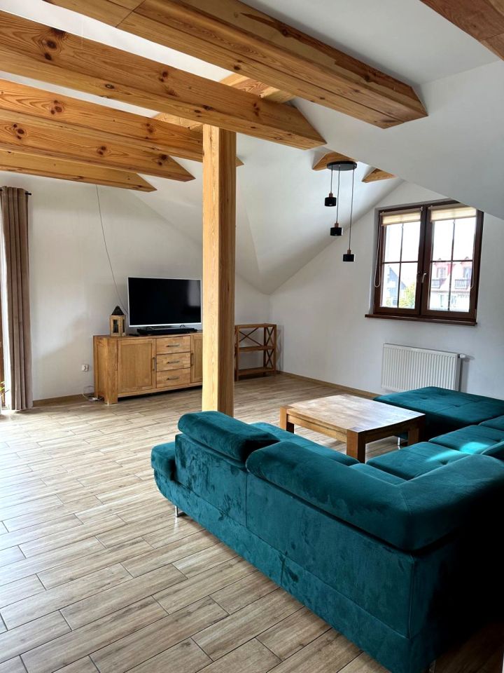 dom wolnostojący, 13 pokoi Szklarska Poręba, ul. 1 Maja. Zdjęcie 2