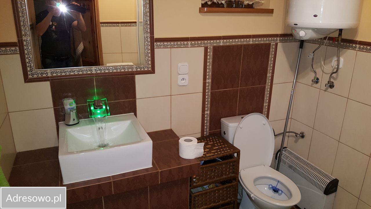 dom wolnostojący, 4 pokoje Wiele. Zdjęcie 3