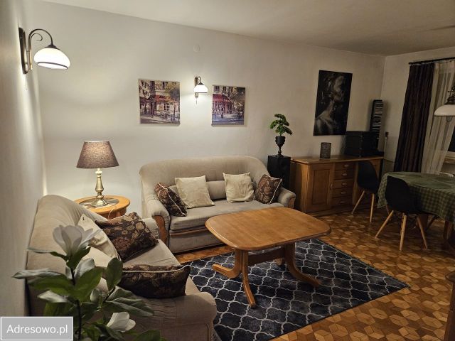 Mieszkanie 3-pokojowe Warszawa Praga-Południe, ul. Józefa Chłopickiego. Zdjęcie 1