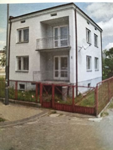 dom wolnostojący, 5 pokoi Janów Lubelski, ul. Bohaterów Porytowego Wzgórza. Zdjęcie 1