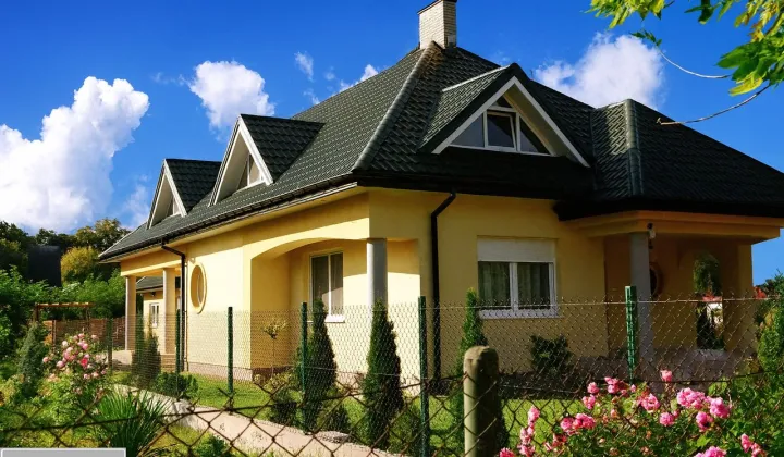 dom wolnostojący, 6 pokoi Jedlnia-Letnisko, ul. Niecała