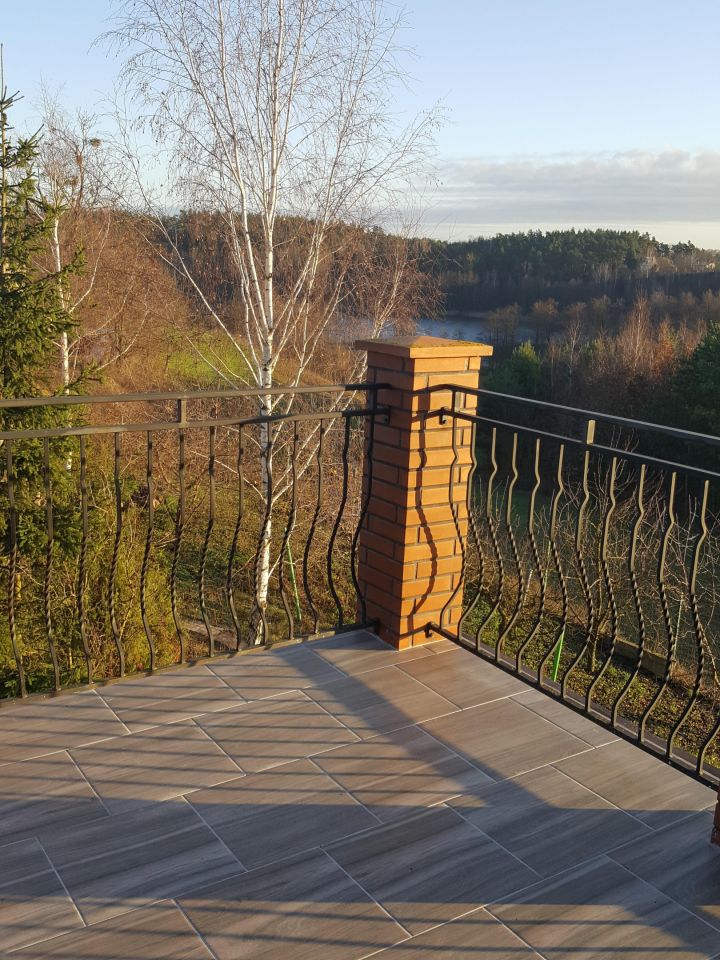 dom wolnostojący, 5 pokoi Kamienny Smug. Zdjęcie 5